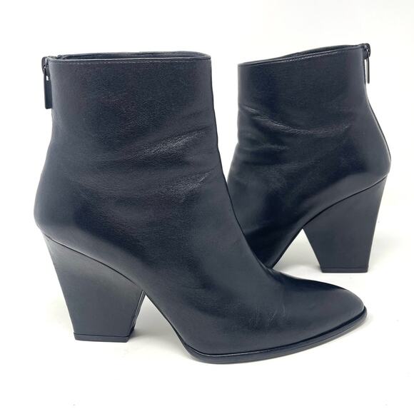 Stuart Weitzman Black Leather Pointed Toe Chunky Heel Booties Women's 9 $595 - Picture 3 of 10